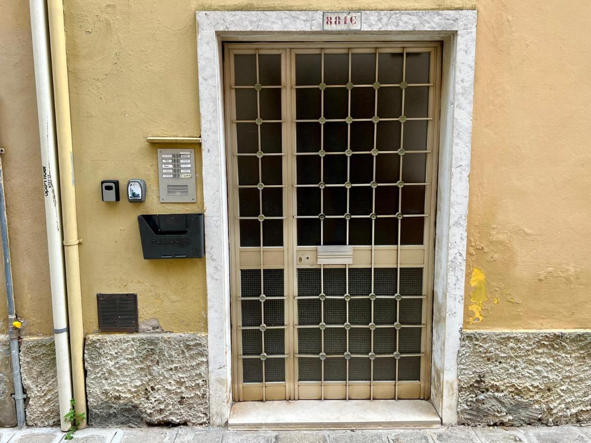 Appartamento 3 Camere Da Letto - Holiday House 2 Venecia Exterior foto